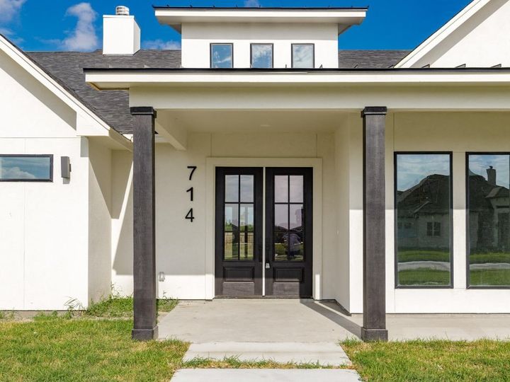 Modern farmhouse exterior